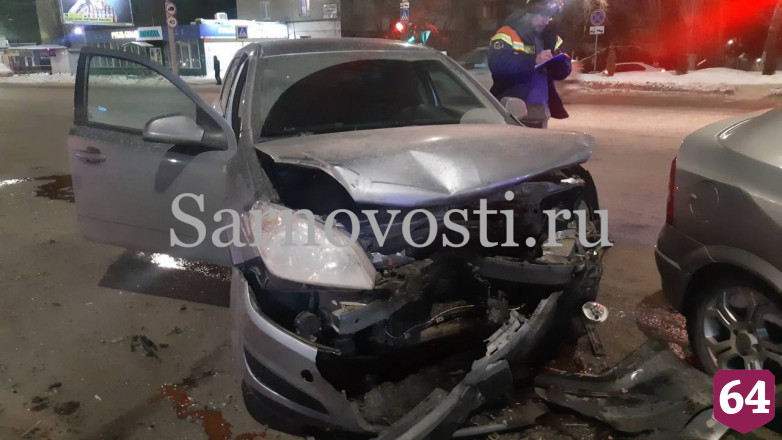 В Саратове попала в ДТП беременная женщина с 5 детьми