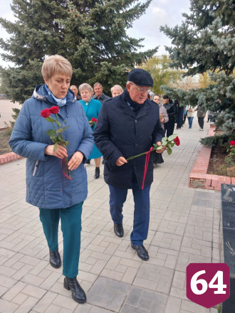 Жители саратовского поселка юбилей района посвятили участникам СВО