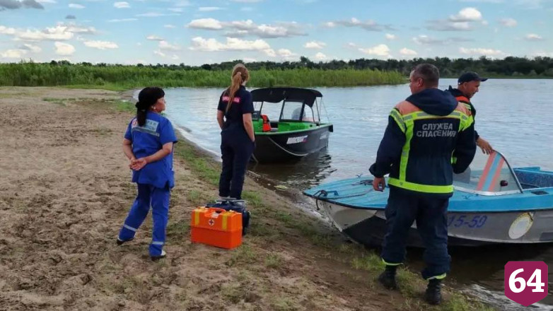 Под Саратовом мужчина пытался спасти ребенка и утонул