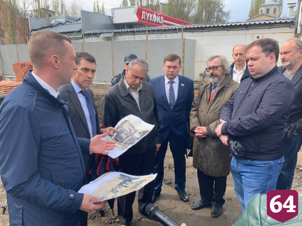 В Саратове Триумфальную арку обещают построить к Дню города
