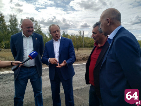 Радаев раскритиковал депутатов за плохой контроль ремонта дороги  