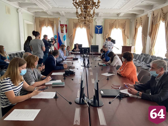 Жители Саратова выбрали парки и скверы для благоустройства  