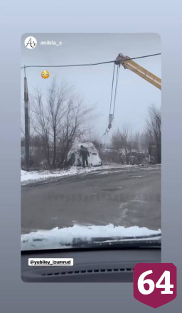 В Саратове микроавтобус улетел в овраг на опасном повороте