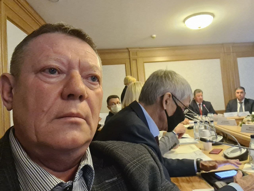 Панков поддержал закон о новых правилах фермерской торговли