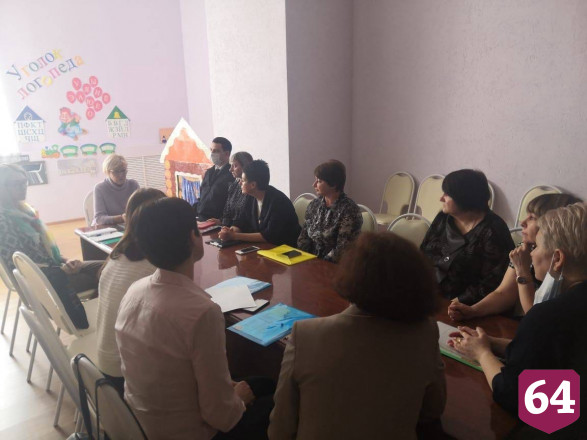 В школе под Саратовом избили детей из приемной семьи