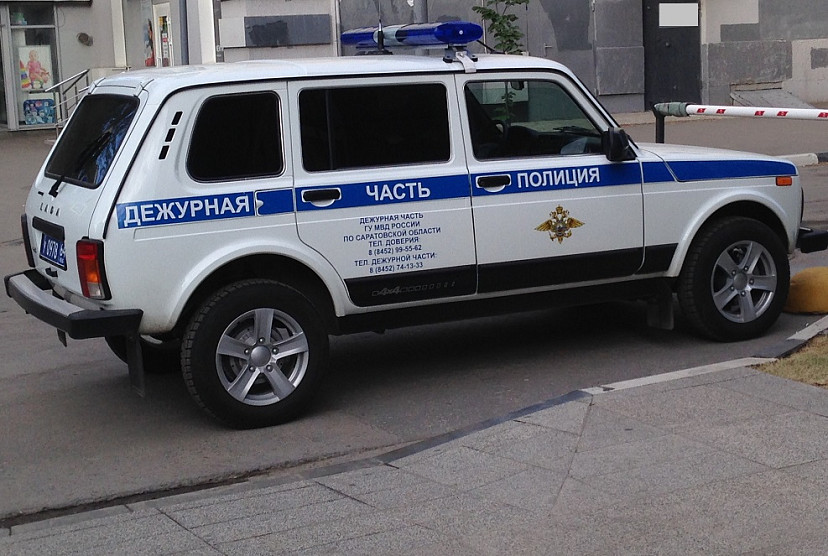 Жительница Саратова помогла полицейским поймать мошенника из Архангельска