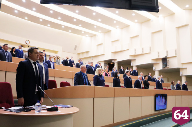 Депутаты Саратовской облдумы приняли отставку Зинаиды Самсоновой