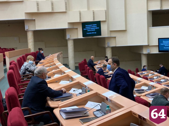 В мэрии Саратова признали проблему загруженных поликлиник 