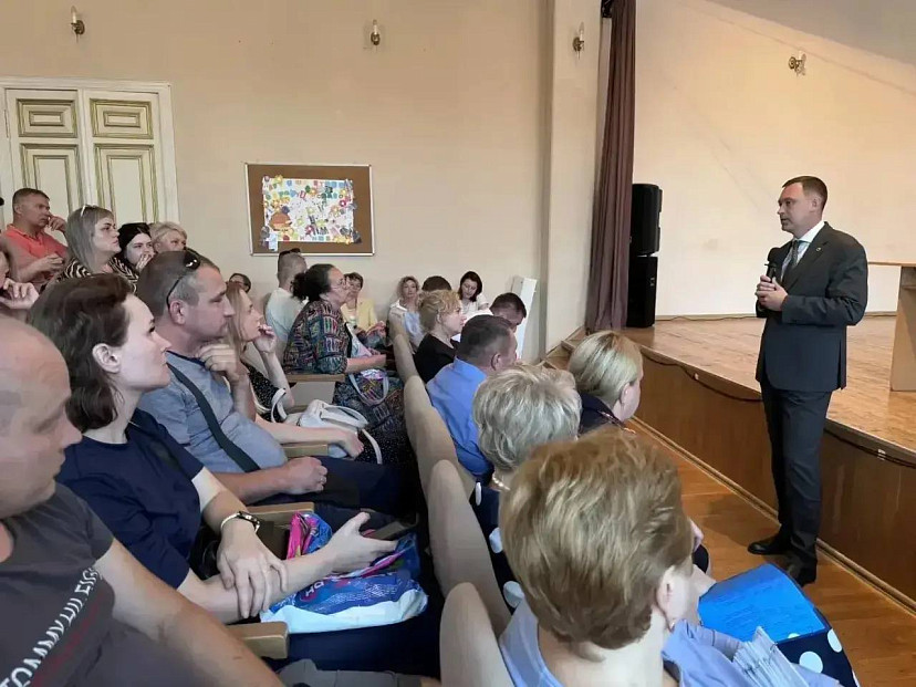 Жителям Энгельса после атаки БПЛА помогут получить выплаты