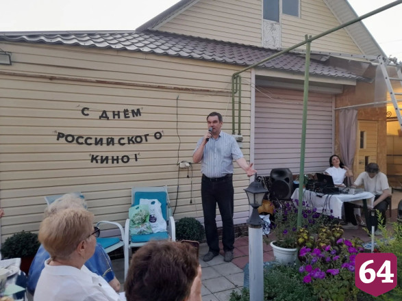 Саратовцы приготовили блюда из «Девчат» ко Дню российского кино
