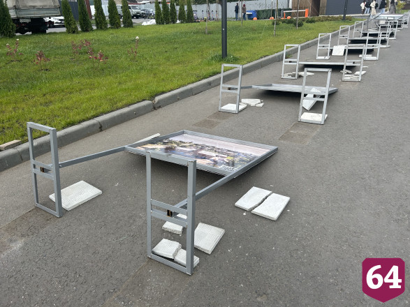 Разрушена фотовыставка красивых мест на набережной Саратова
