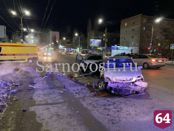 В Саратове попала в ДТП беременная женщина с 5 детьми