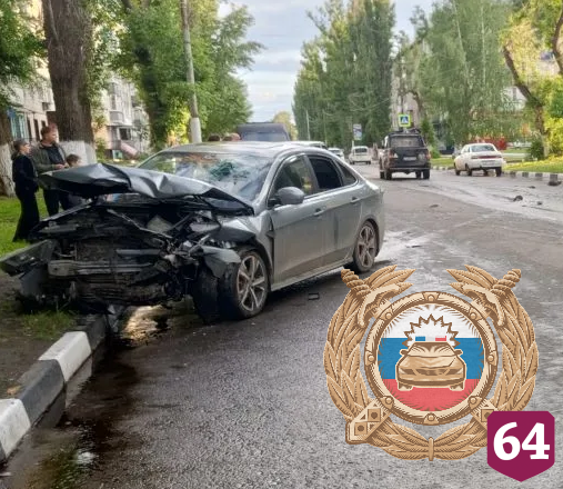 Два водителя пострадали в массовой аварии на Советской