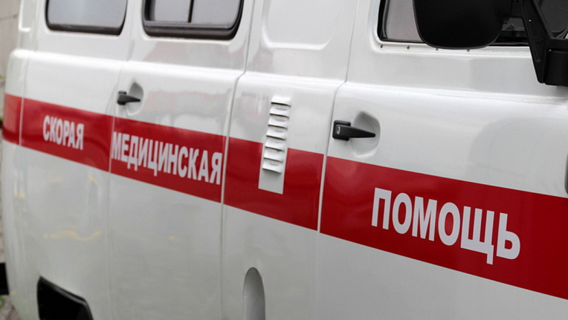 В Саратове автокран сбил девушку