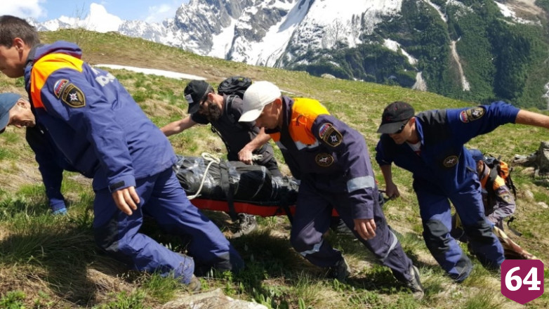 Саратовские альпинисты сорвались со скалы на Кавказе и погибли