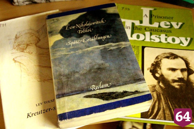 Саратовцам предложили подарить книги русских авторов иностранцам