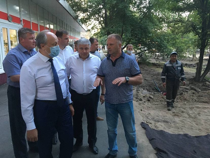 Сквер в Мирном переулке появится до конца августа