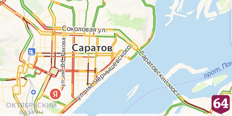 Саратовцы проводят вечер пятницы в 8-балльных пробках