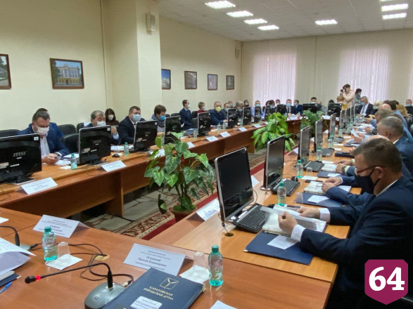 Депутат обвинил коллегу в занятии хиромантией 