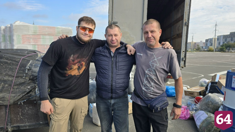 Саратовцы отправили бойцам спецоперации мотоциклы и маскировочные сети 