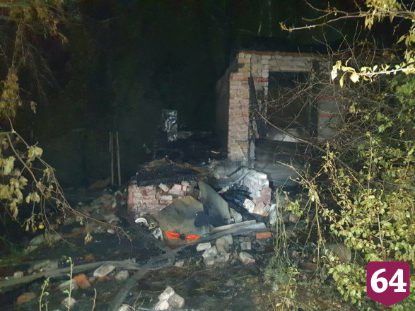 Под Саратовом на пепелище нашли останки дачника 