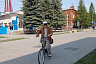 Саратовские пенсионеры продлевают активную жизнь с помощью самокатов