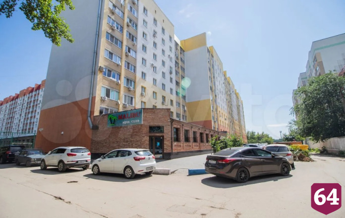 В Энгельсе за 35 миллионов продают аквакомплекс