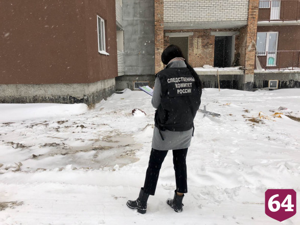 Саратовца оштрафовали за смерть друга от удара трубой