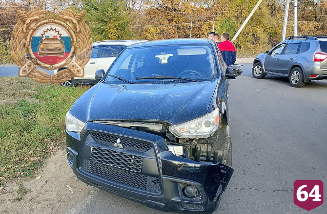 Мотоциклист пострадал в тройной аварии в Энгельсе