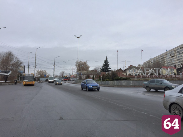 Саратовских таксистов учили правильно носить маски 