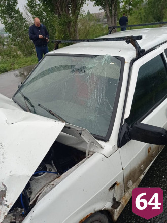 В Саратове водитель легковушки пострадал в ДТП с автобусом № 6