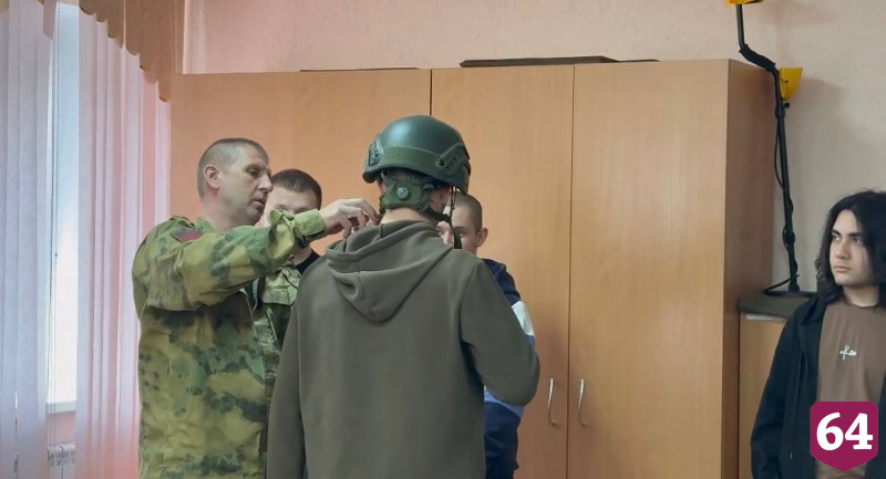 В Саратове студентов учат управлять беспилотниками