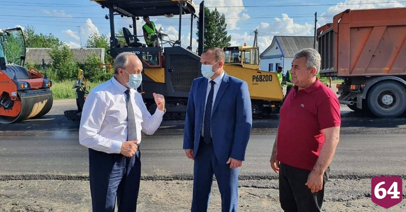 Районные дороги начали ремонтировать после передачи на областной уровень