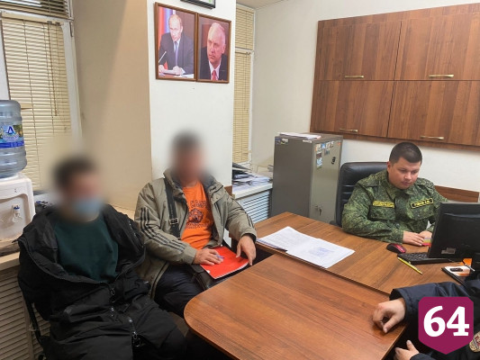 В Саратове зверски убили девушку и изрезали мужчину 