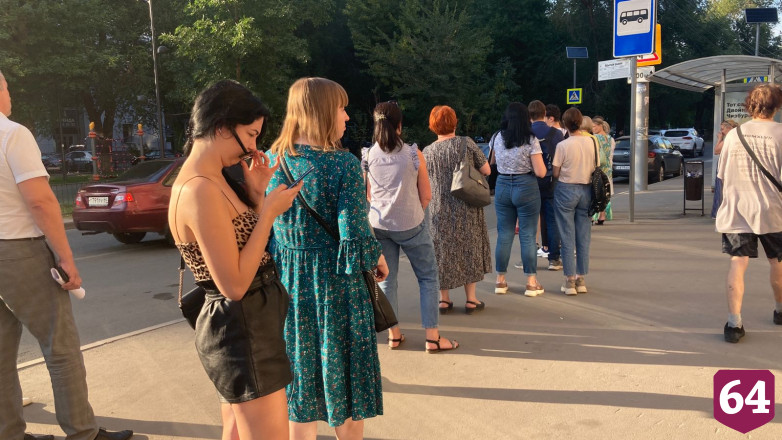 Жители Саратова отказываются ездить в маршрутках стоя