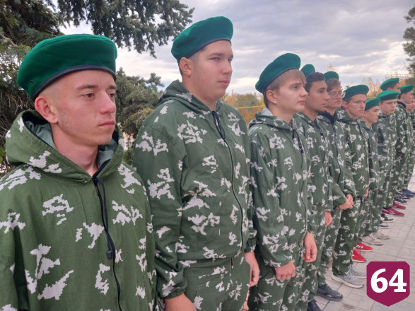 Жители саратовского поселка юбилей района посвятили участникам СВО