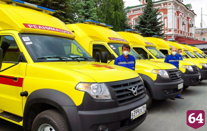 Для саратовских больниц закупили реанимобили по 4 млн рублей 