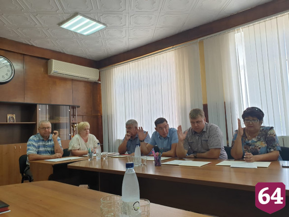 Главу Питерского района сняли после критики Романа Бусаргина