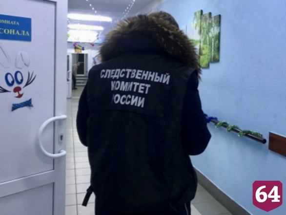 В селе под Саратовом обнаружили труп 55-летнего мужчины