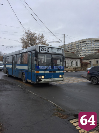 Саратовских таксистов учили правильно носить маски 