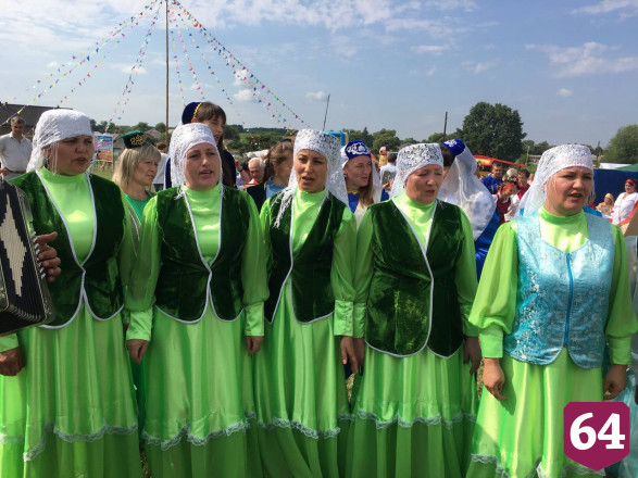На празднике Акатуй саратовцев учили делать обереги