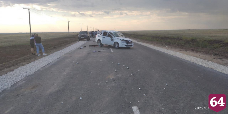 Мужчина погиб в дорожной аварии под Саратовом
