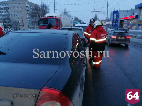 В аварии на 1-й Дачной пассажирка кроссовера разбила голову