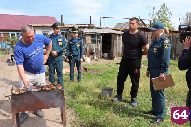 Под Саратовом беспилотники искали нарушителей пожарной безопасности