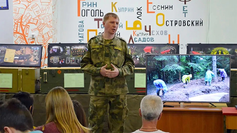Руководитель патриотического центра попросил Роскомнадзор проверить саратовскую блогершу