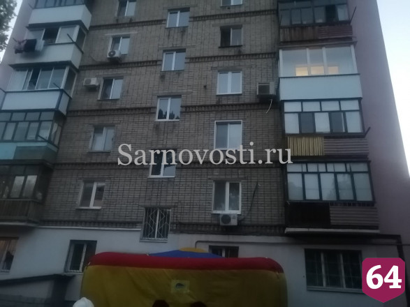 В Саратове спасатели предотвратили прыжок 97-летней женщины с 5-го этажа