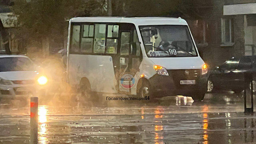 В Саратове водитель маршрутки задавил пешехода 