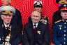 На трибуне с Владимиром Путиным находится Герой России из Саратовской области Людмила Болилая