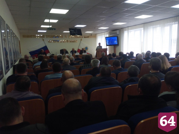 В Саратове обсудили президентскую стратегию развития дорожной отрасли 