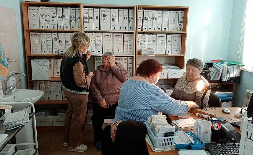 Сельским пенсионерам Саратовской области помогают добраться в больницы спецтранспортом